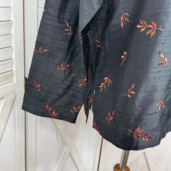 Chicos Embroidered Dupioni Slub Silk Shacket Jacket Black Brown Medium - Picture 6 of 11